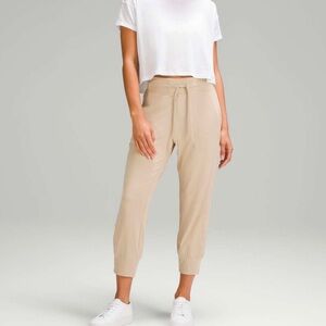 Lululemon Ready to Rulu High-Rise Cropped Jogger Trench size 6